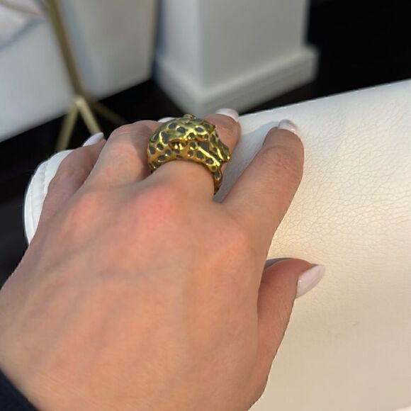 Snow  Leopard Ring Gold Plated With Gray Paint Spots - Picture 1 of 9